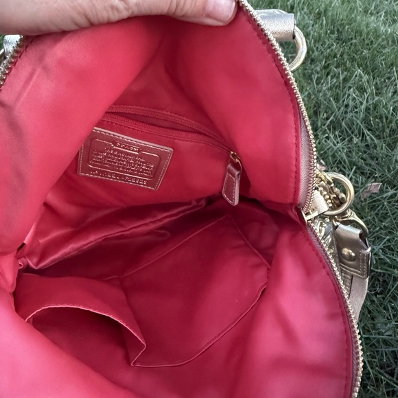 👜 Y2K Coach Graffiti Floral Satchel – Gold Trim | Rare Poppy Edition! - Picture 6 of 6